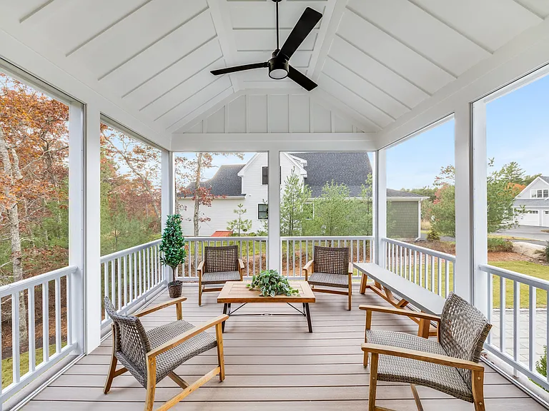 screened porch 12PK